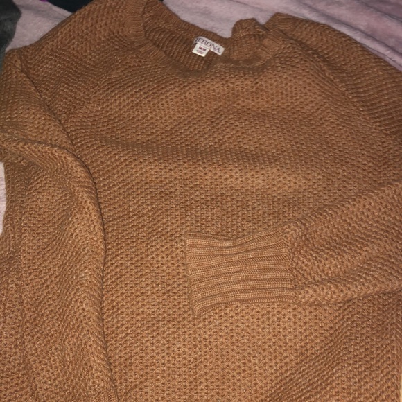 Brand new without tags thick knit sweater B - Picture 3 of 4